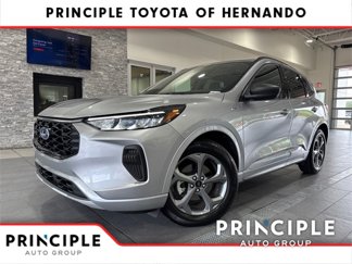 Used 2024 Ford Escape ST-Line image 1