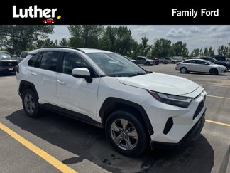 Used 2022 Toyota RAV4 XLE image 1