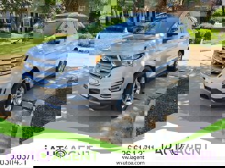 Used 2017 Ford Edge Titanium image 1