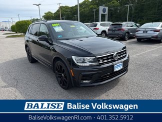 Used 2021 Volkswagen Tiguan SE R-Line image 1