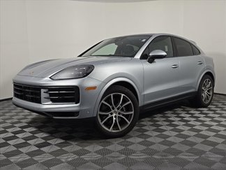 Used 2025 Porsche Cayenne Coupe image 1