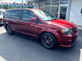 Used 2019 Dodge Grand Caravan GT image 1
