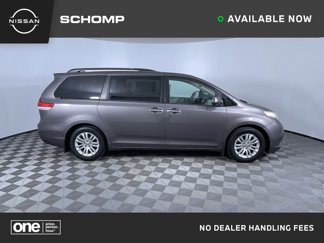Used 2011 Toyota Sienna XLE image 1