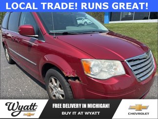 Used 2010 Chrysler Town & Country Touring w/ Trailer Tow Group image 1