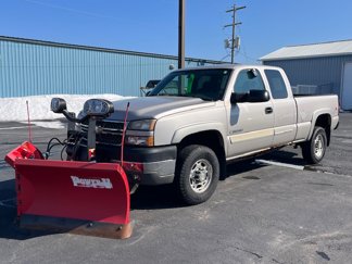 Used 2005 Chevrolet Silverado 2500 LS w/ Snow Plow Prep Package image 1