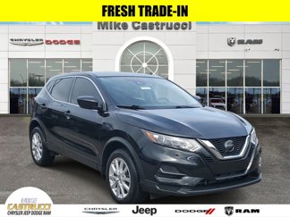 Used 2020 Nissan Rogue Sport S image 1