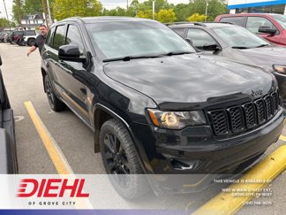 Used 2019 Jeep Grand Cherokee Altitude image 1