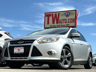 Used 2014 Ford Focus SE w/ SE Sport Package image 1