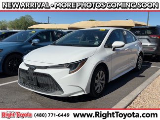 Certified 2022 Toyota Corolla LE image 1