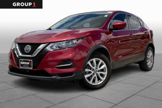 Used 2020 Nissan Rogue Sport S image 1