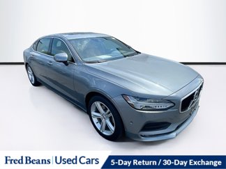 Used 2018 Volvo S90 T5 Momentum w/ Convenience Package image 1