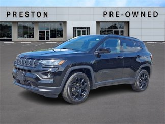 Used 2022 Jeep Compass Altitude w/ Sun and Sound Group image 1
