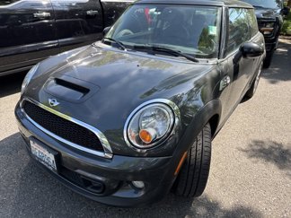 Used 2013 MINI Cooper S image 1