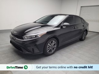 Used 2023 Kia Forte LXS image 1