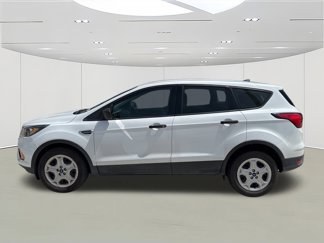 Used 2019 Ford Escape S image 1