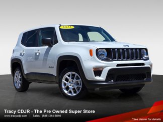 Used 2023 Jeep Renegade Latitude image 1