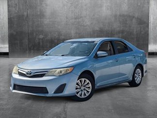 Used 2012 Toyota Camry LE image 1