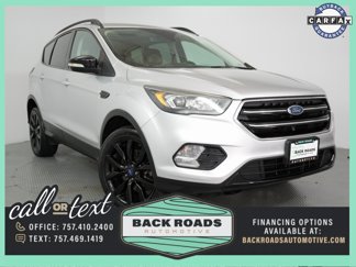 Used 2017 Ford Escape Titanium image 1