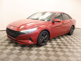 Used 2021 Hyundai Elantra SEL image 1