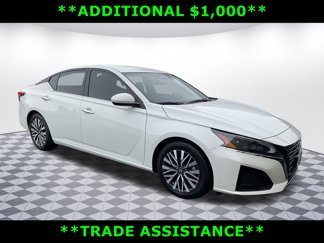 Used 2023 Nissan Altima 2.5 SV w/ SV Premium Package image 1