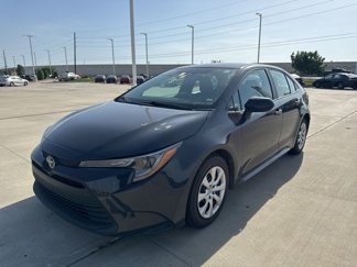 Used 2023 Toyota Corolla LE image 1