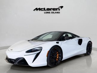 New 2025 McLaren Artura image 1