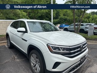 Used 2021 Volkswagen Atlas Cross Sport SE w/ Panoramic Sunroof Package image 1