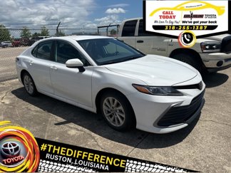 Used 2024 Toyota Camry LE image 1