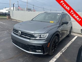 Used 2021 Volkswagen Tiguan SE R-Line image 1