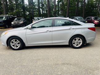 Used 2011 Hyundai Sonata GLS image 1