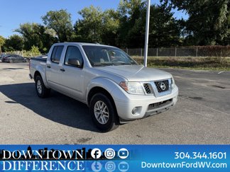 Used 2016 Nissan Frontier SV image 1