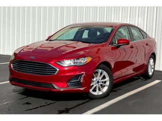 Used 2020 Ford Fusion SE image 1