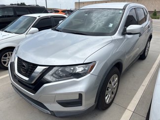 Used 2020 Nissan Rogue S image 1