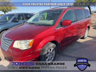 Used 2008 Chrysler Town & Country Touring image 1