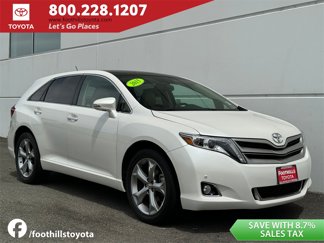 Certified 2015 Toyota Venza Limited image 1
