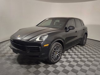 Used 2019 Porsche Cayenne w/ Premium Package image 1