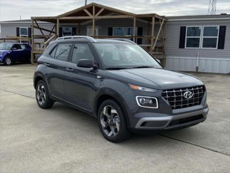 New 2025 Hyundai Venue Limited image 1