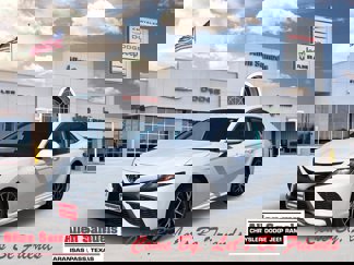 Used 2024 Toyota Camry SE image 1