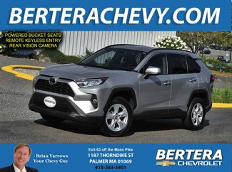 Used 2021 Toyota RAV4 XLE image 1