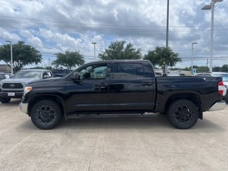 Used 2017 Toyota Tundra SR5 image 1