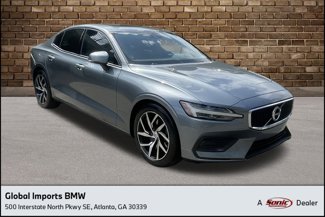 Used 2019 Volvo S60 T6 Momentum w/ Premium Package image 1
