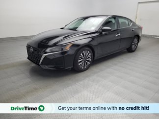 Used 2023 Nissan Altima 2.5 SV image 1