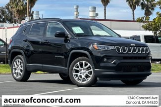 Used 2022 Jeep Compass Latitude w/ Sun and Sound Group image 1