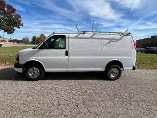 Used 2018 GMC Savana 3500 image 1
