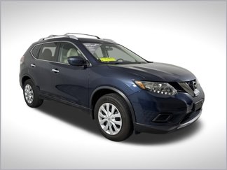 Used 2016 Nissan Rogue S w/ Appearance Package image 1