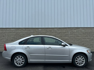 Used 2008 Volvo S40 2.4i image 1