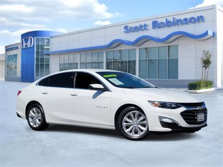 Used 2020 Chevrolet Malibu LT image 1