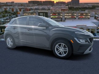 Used 2023 Hyundai Kona SE image 1