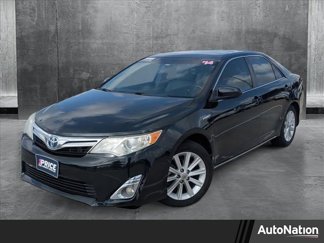 Used 2014 Toyota Camry XLE image 1