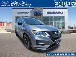 Used 2018 Nissan Rogue SV image 1